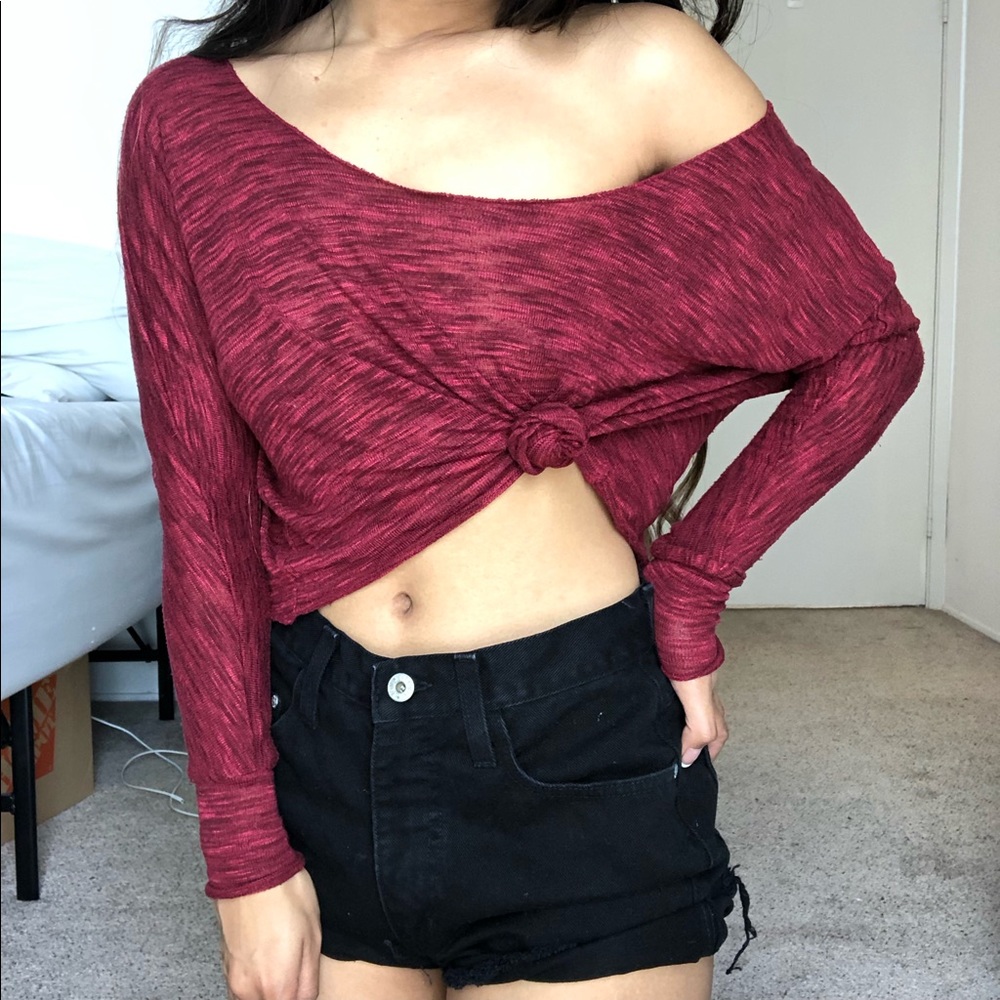 Maroon/Burgundy cropped long sleeve